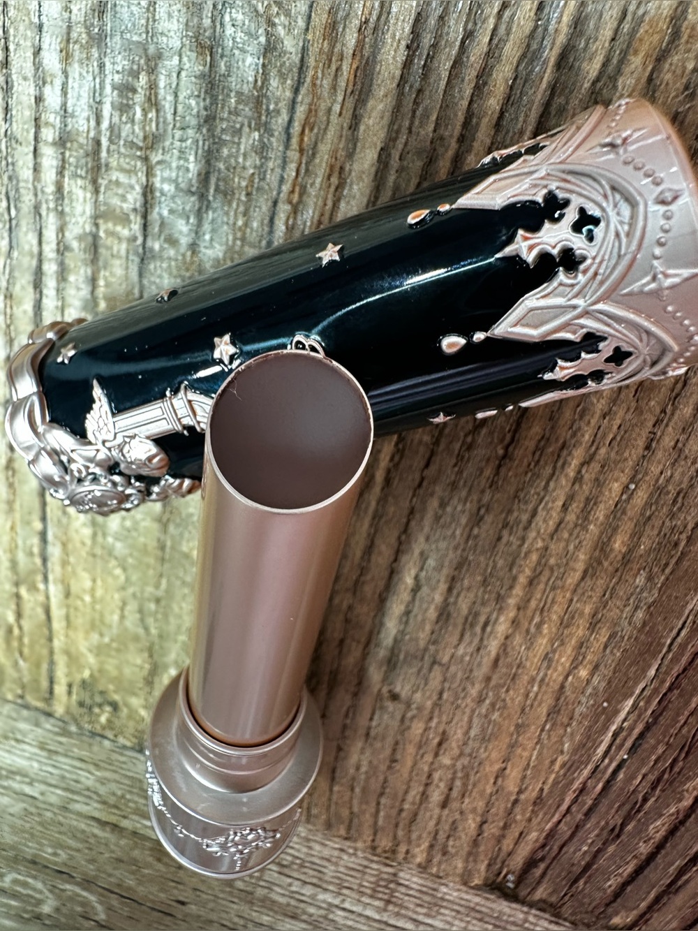 Elegant Black & Rose Gold Lipstick Case with Intricate Detailing